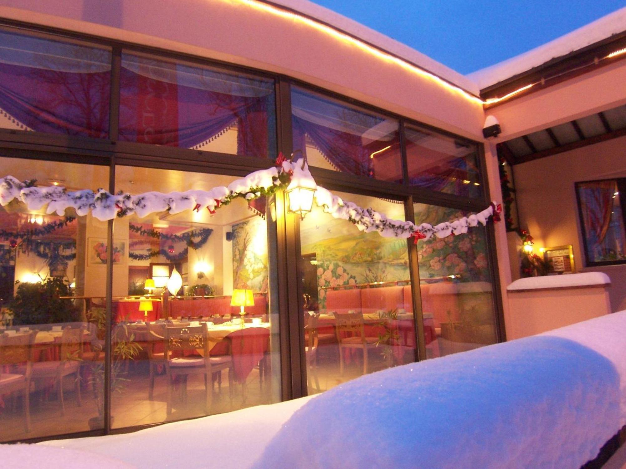 Les Loges Du Parc Hotel Gérardmer Exterior foto